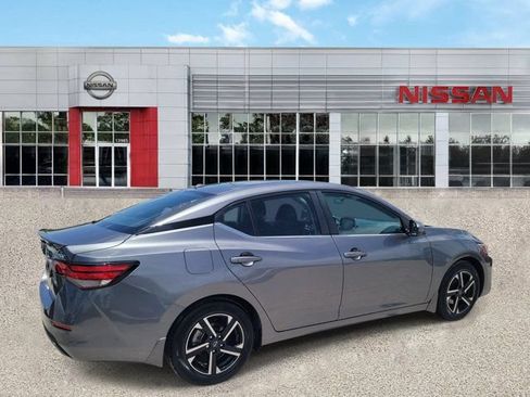 Certified 2024 Nissan Sentra SV FWD image 2