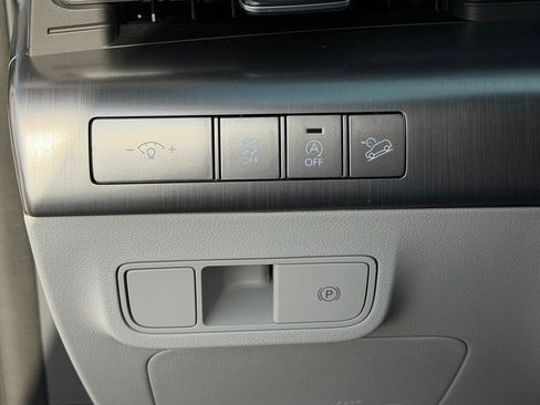 New 2026 Hyundai Kona SE image 16