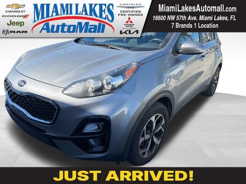Used 2022 Kia Sportage LX image 1