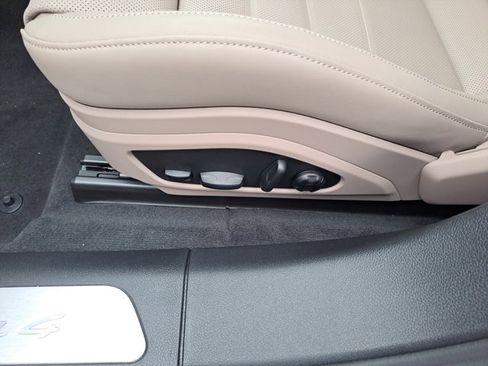 New 2026 Porsche Panamera 4 AWD/4WD image 23
