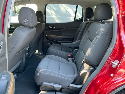 Used 2023 GMC Acadia SLE w/ Driver Convenience Package AWD/4WD image 30
