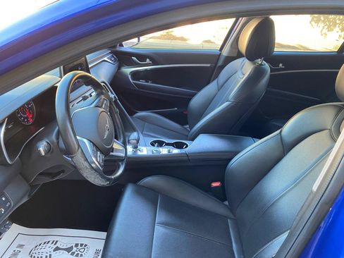 Used 2019 Genesis G70 2.0T Advanced RWD image 31