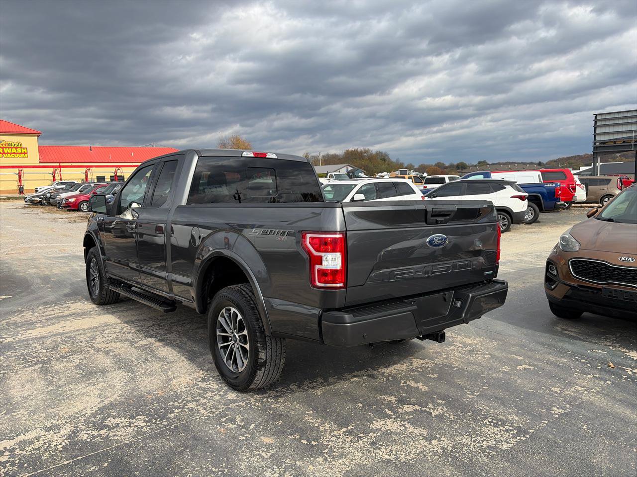 Used 2020 Ford F150 XLT w/ Equipment Group 302A Luxury AWD/4WD image 5