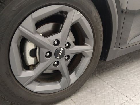 Used 2025 Kia K4 FWD image 31