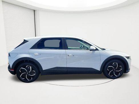 Certified 2024 Hyundai Ioniq 5 SEL image 4