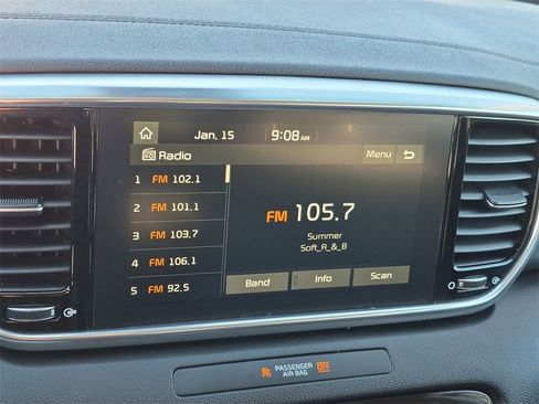 Used 2022 Kia Sportage EX image 16