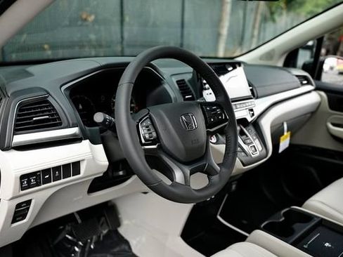 New 2026 Honda Odyssey EX-L image 21