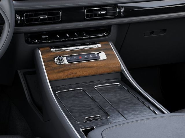 New 2027 Lincoln Aviator Reserve AWD/4WD image 17