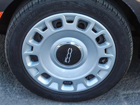 Used 2015 FIAT 500 Pop image 10