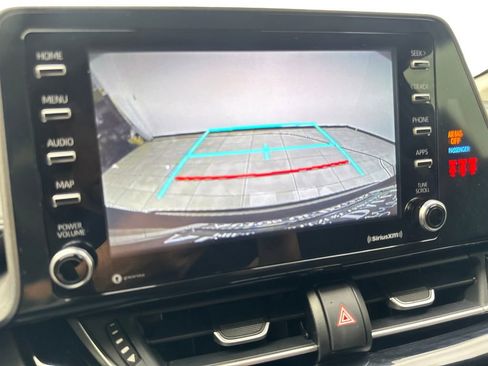 Used 2021 Toyota C-HR LE FWD image 66