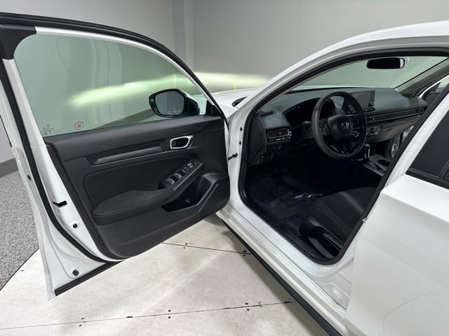 Used 2023 Honda Civic LX image 7