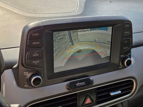 Used 2018 Hyundai Kona SEL image 11