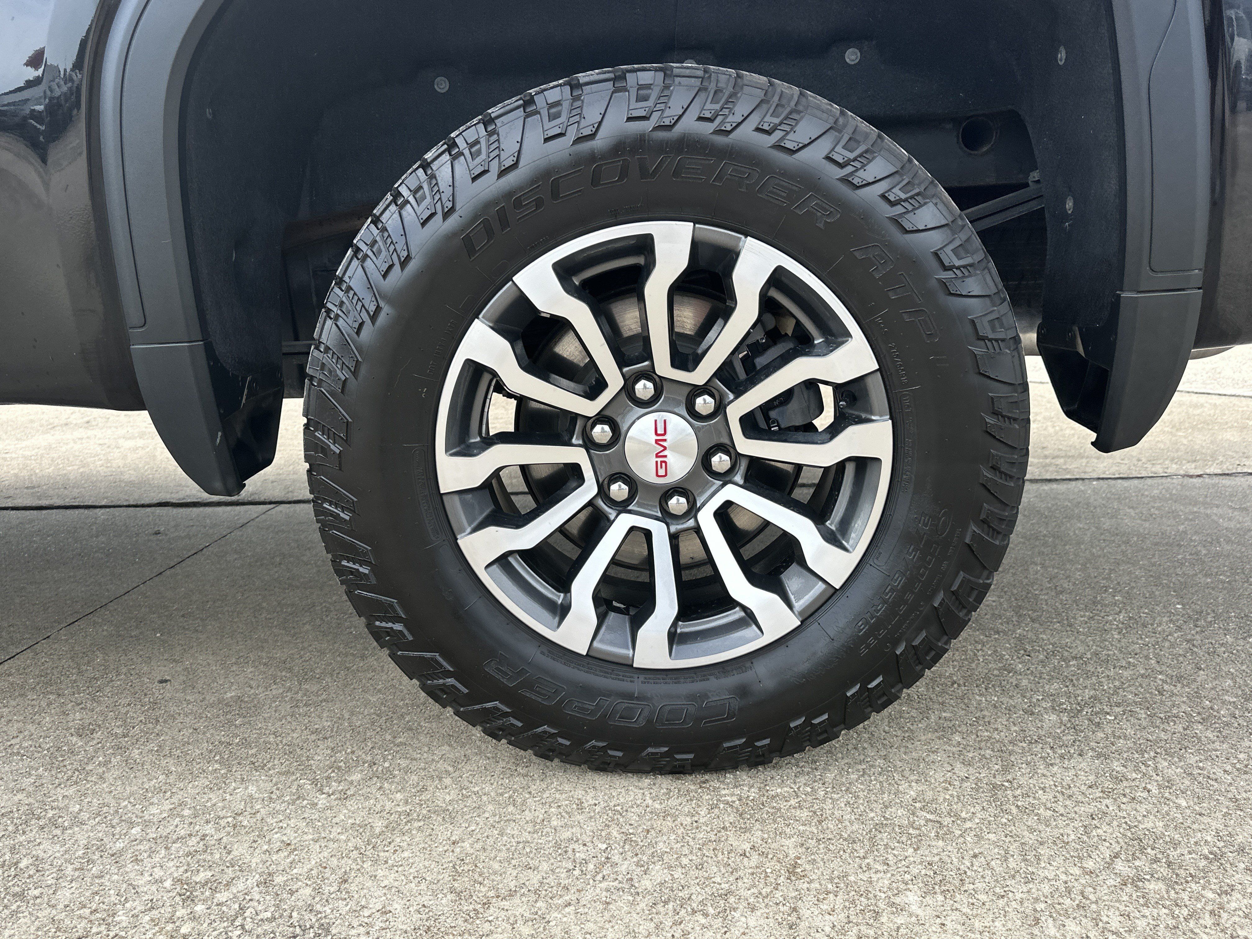 Certified 2022 GMC Sierra 1500 AT4 w/ AT4 Premium Package AWD/4WD image 20