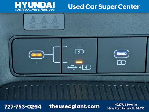 Certified 2025 Hyundai Kona SEL FWD image 25