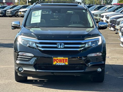 Used 2016 Honda Pilot Touring image 9