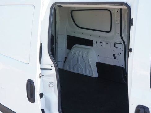 Used 2015 RAM ProMaster City Tradesman FWD image 7