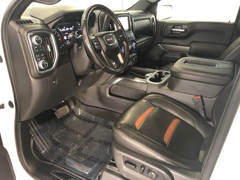 Used 2021 GMC Sierra 1500 AT4 w/ AT4 Premium Package image 5
