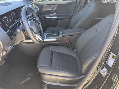 Used 2025 Mercedes-Benz GLA 250 image 15