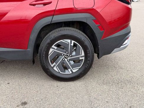 Used 2026 Hyundai Tucson Blue SE image 13