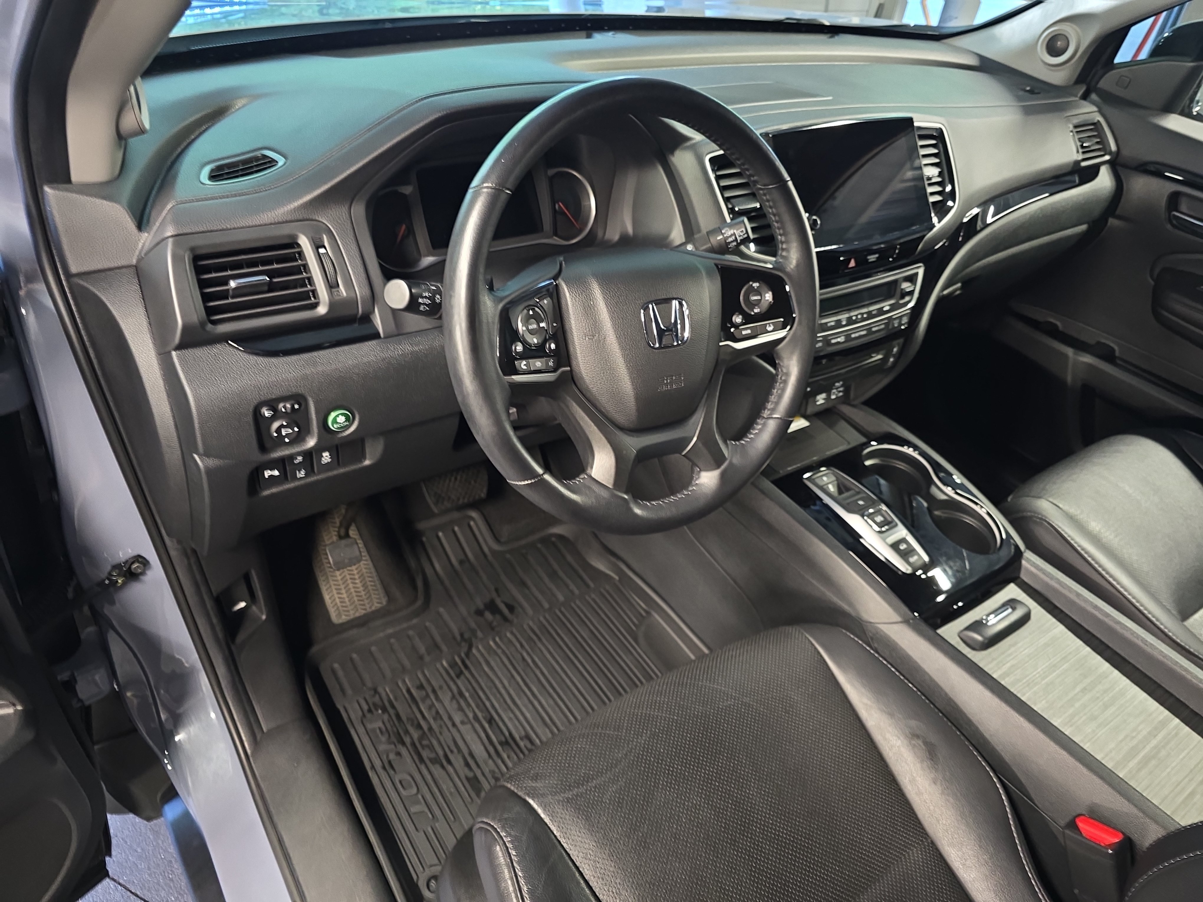 Used 2022 Honda Pilot Elite image 18