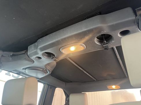 Used 2009 Jeep Wrangler Unlimited X image 36