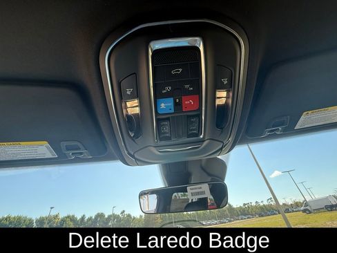 New 2025 Jeep Grand Cherokee Altitude image 11