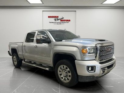 Used 2018 GMC Sierra 2500 Denali w/ Duramax Plus Package