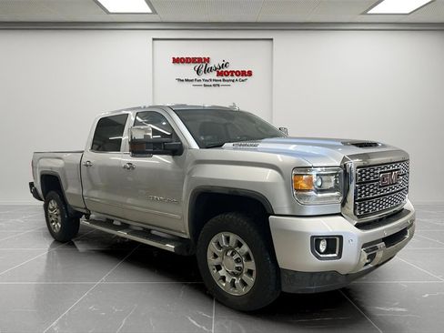 Used 2018 GMC Sierra 2500 Denali w/ Duramax Plus Package image 1