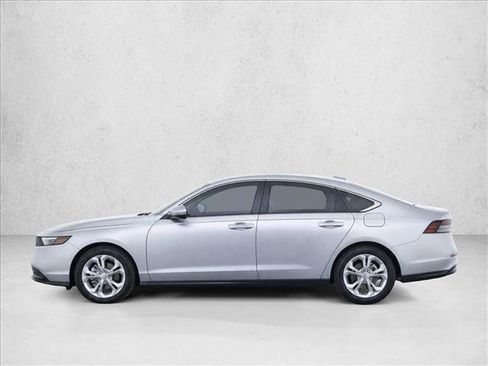 Used 2025 Honda Accord LX image 4