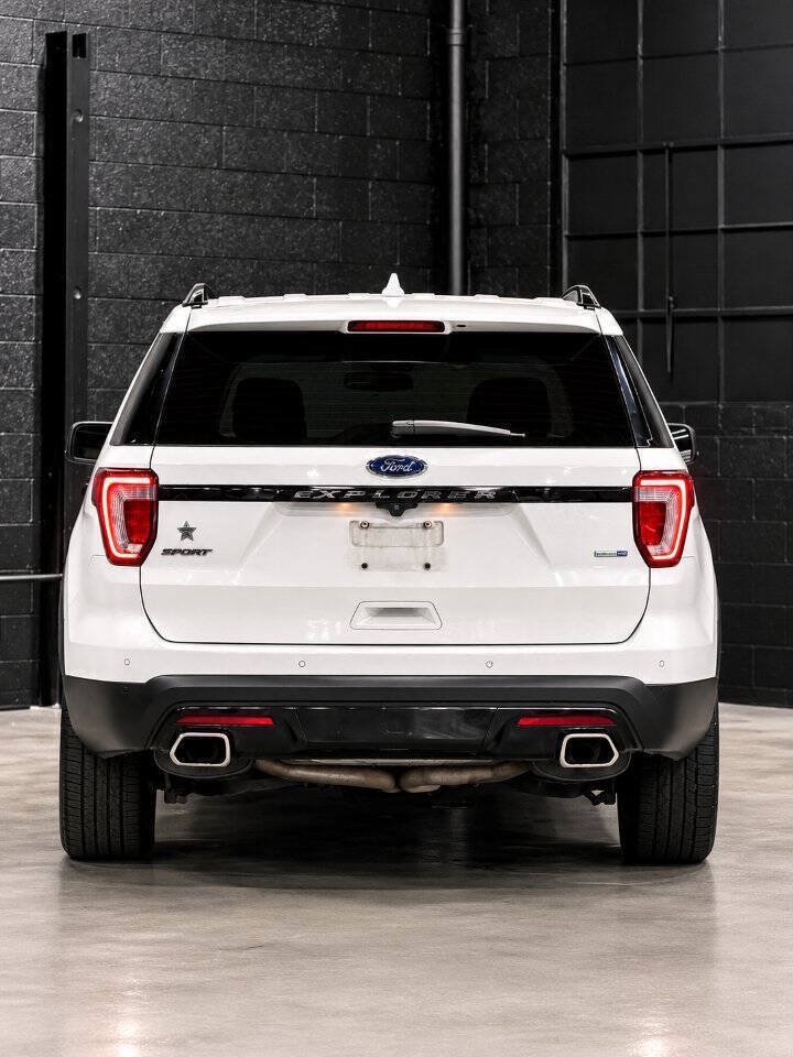 Used 2017 Ford Explorer Sport w/ Equipment Group 401A AWD/4WD image 13