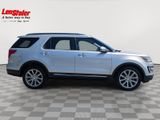 Used 2017 Ford Explorer Limited image 6
