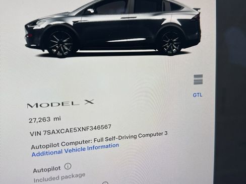 Used 2022 Tesla Model X image 8