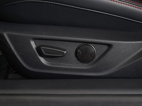 Used 2025 Ford Mustang GT Premium RWD image 32