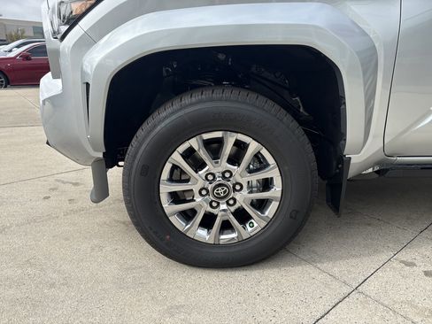 New 2026 Toyota Tacoma Limited AWD/4WD image 28