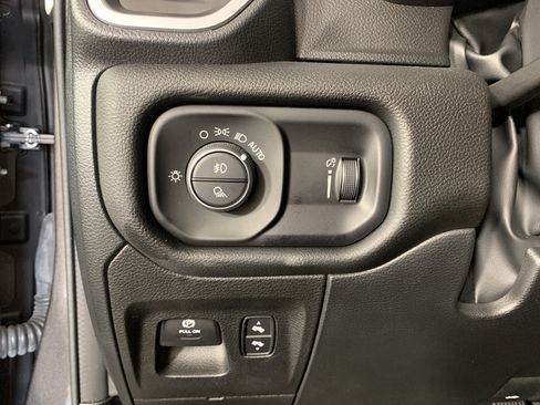 Used 2023 RAM 1500 Big Horn AWD/4WD image 15