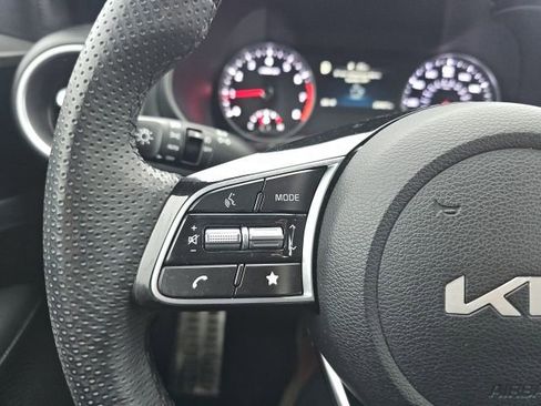 Certified 2023 Kia Forte GT-Line image 12