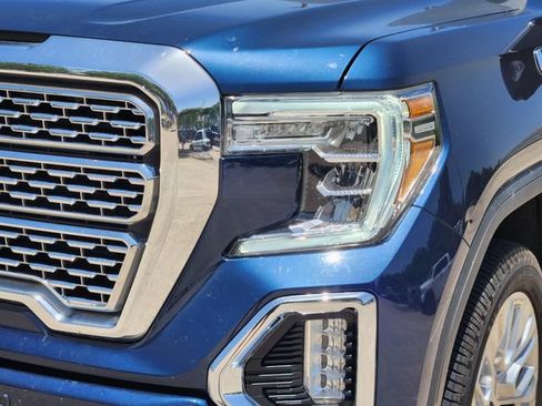 Used 2021 GMC Sierra 1500 Denali w/ Denali Ultimate Package AWD/4WD image 9