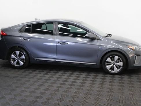 Used 2018 Hyundai Ioniq Plug-In Hybrid FWD image 4