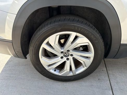 Certified 2023 Volkswagen Atlas SE AWD/4WD image 6