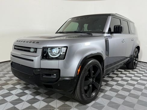 Used 2024 Land Rover Defender 110 X-Dynamic SE AWD/4WD image 1