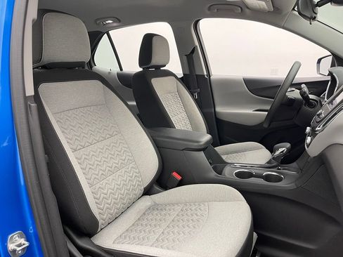Used 2024 Chevrolet Equinox LS FWD image 29
