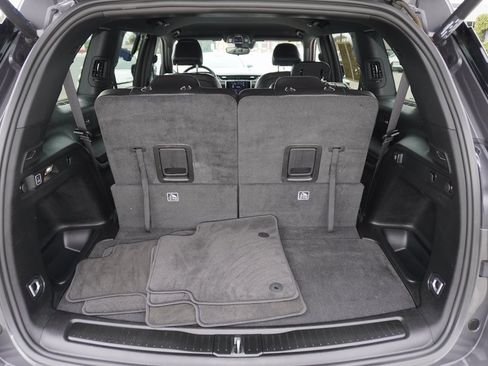 Used 2022 Jeep Grand Cherokee L Laredo image 8