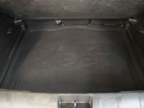 Used 2020 Jeep Renegade Sport image 10