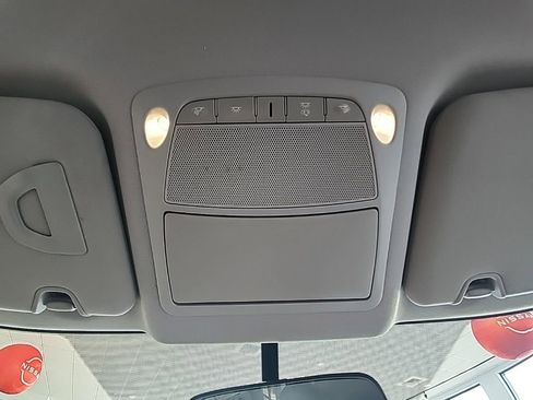 Used 2016 Nissan Rogue SV w/ SV Premium Package image 31