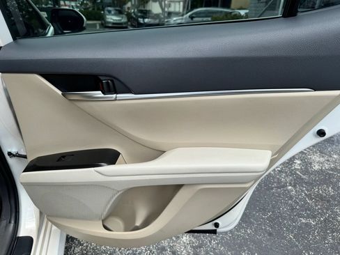 Used 2024 Toyota Camry LE FWD image 28