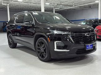 Used 2022 Chevrolet Traverse LT w/ LPO, Blackout Package video 2