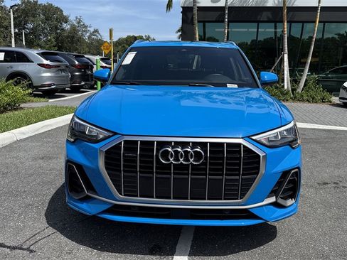 Used 2022 Audi Q3 2.0T Premium w/ Convenience Package image 9