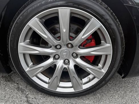 Used 2011 INFINITI G37 Convertible w/ Premium Pkg RWD image 12