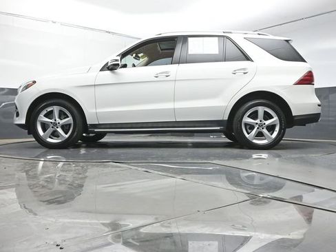 Used 2018 Mercedes-Benz GLE 350 image 37