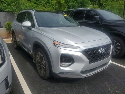 Used 2019 Hyundai Santa Fe Limited FWD image 3